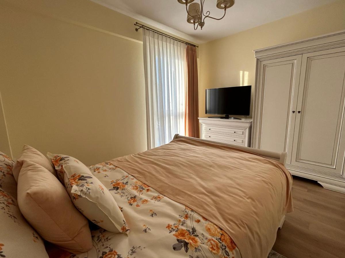 Apartament Rose Gura Humorului Exterior photo